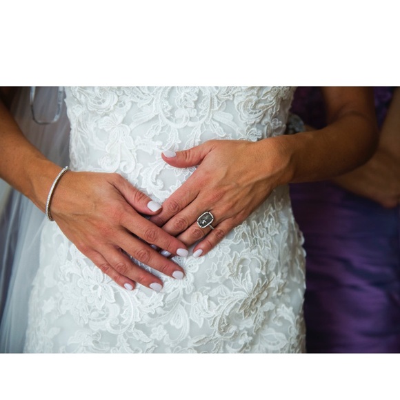 Unique 7.87ct Grey Diamond cushion cut ring with halo. - Picture 3 of 9